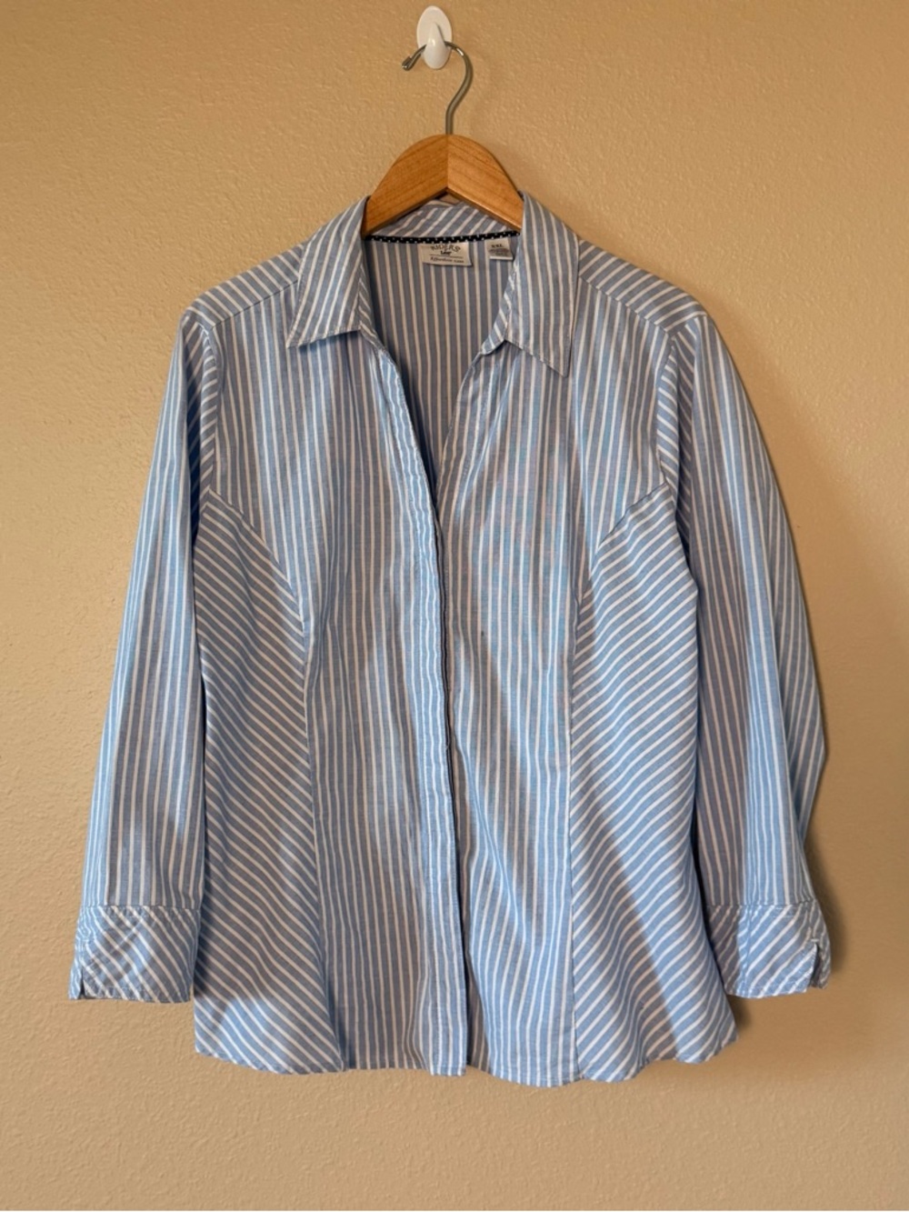 Lee Light Blue & White Striped Casual Button-Down Shirt